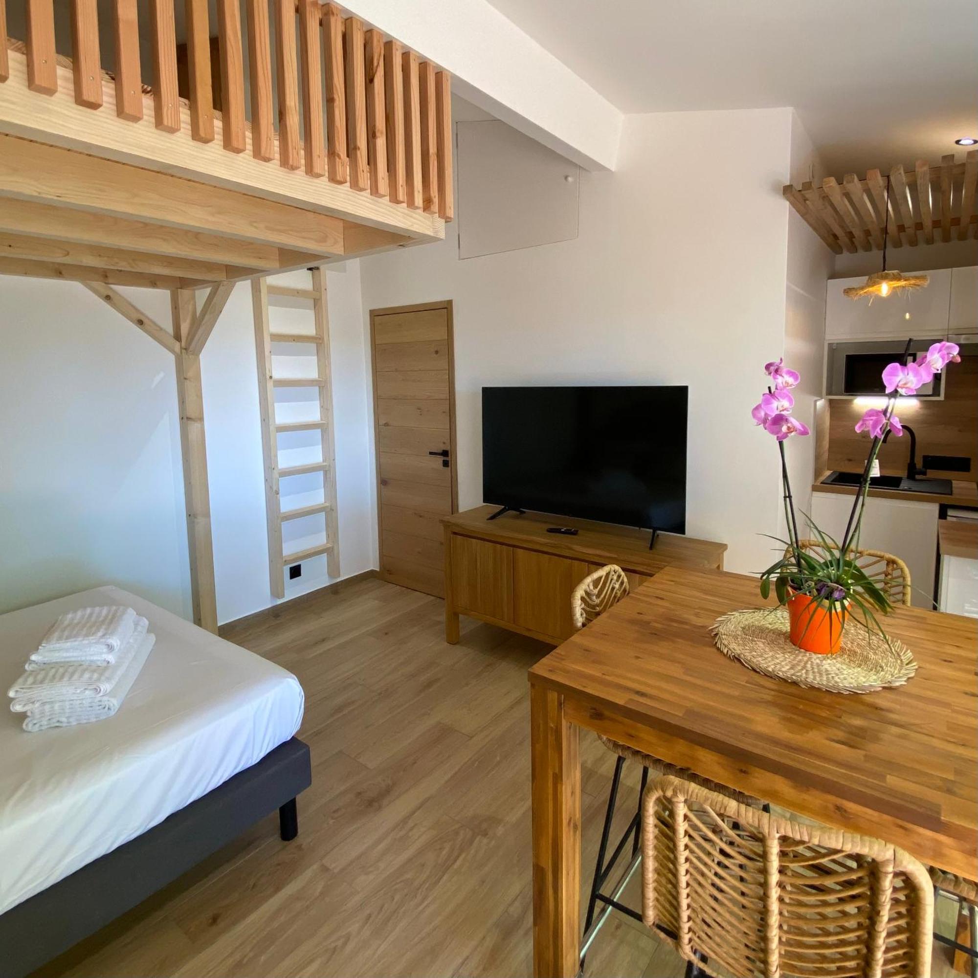 Vila Les Jardins De L'Oustal Narbonne Pokoj fotografie